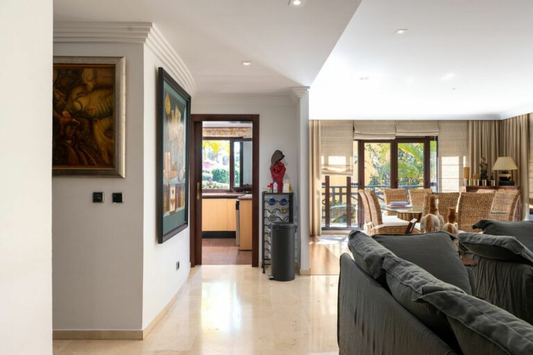 bae29a53b749b0fdc4cf06ffaae96674 - 10