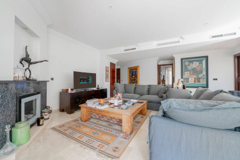 bae29a53b749b0fdc4cf06ffaae96674 - 9