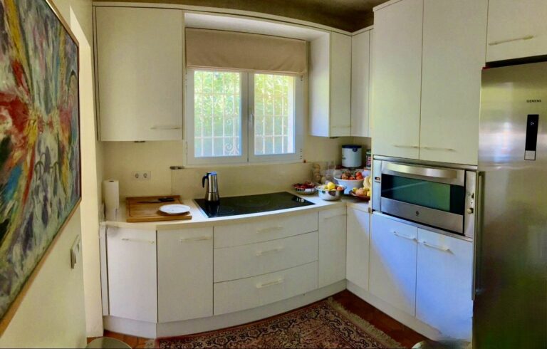 bae60bdc3564e563aa6c752d9d30d2b7 - 10