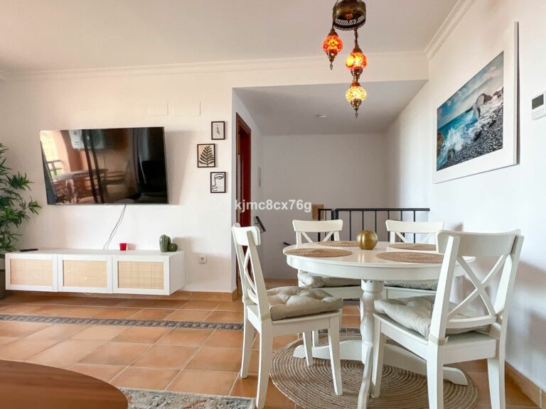 bc0b06962f9f69c4b7a3b508ecfe12d1 - 7