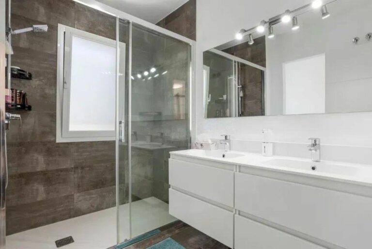 bceb64bd477d649443818b0b4730a43e - 14