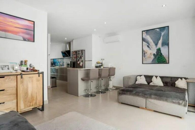 bceb64bd477d649443818b0b4730a43e - 6