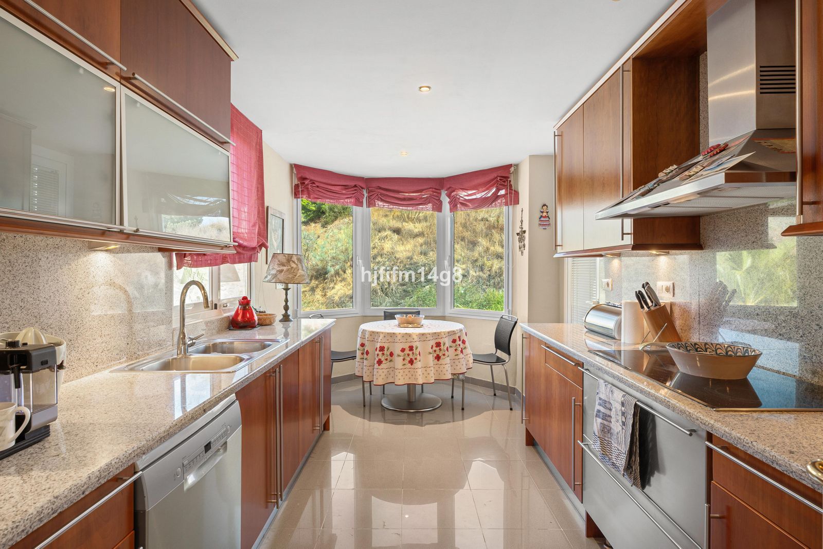 bd3156cf7e3f4ae245bcd827ebc4021f - 8