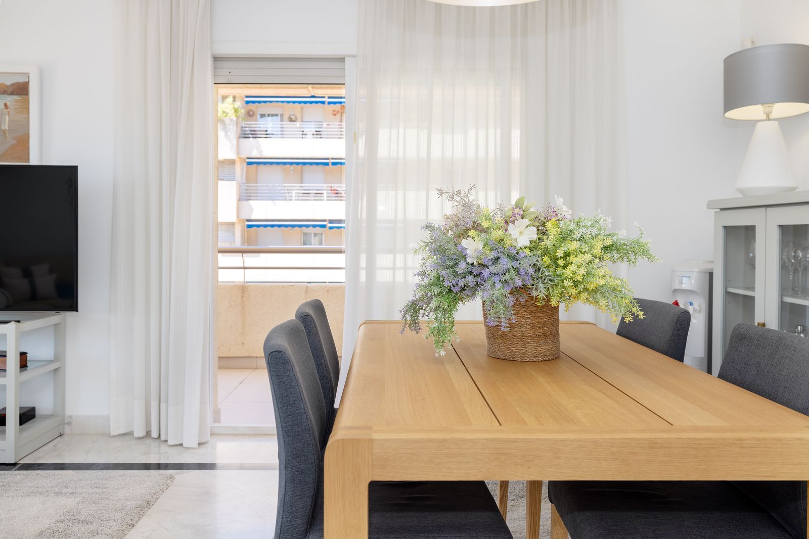 bfa764c5b8cae567d9bc9decabbdde95 - 11