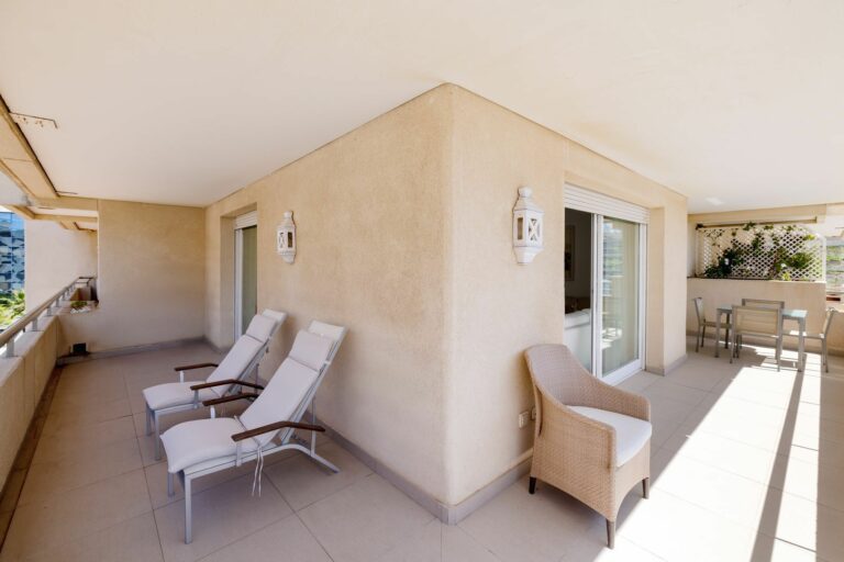 bfa764c5b8cae567d9bc9decabbdde95 - 15