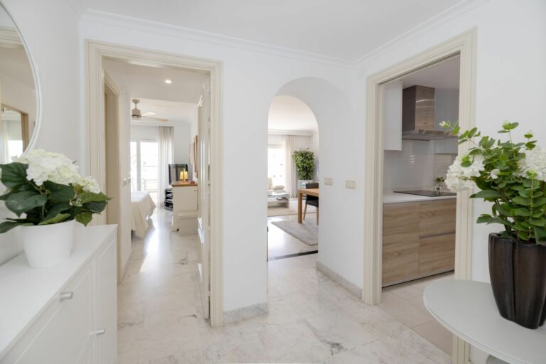 bfa764c5b8cae567d9bc9decabbdde95 - 2