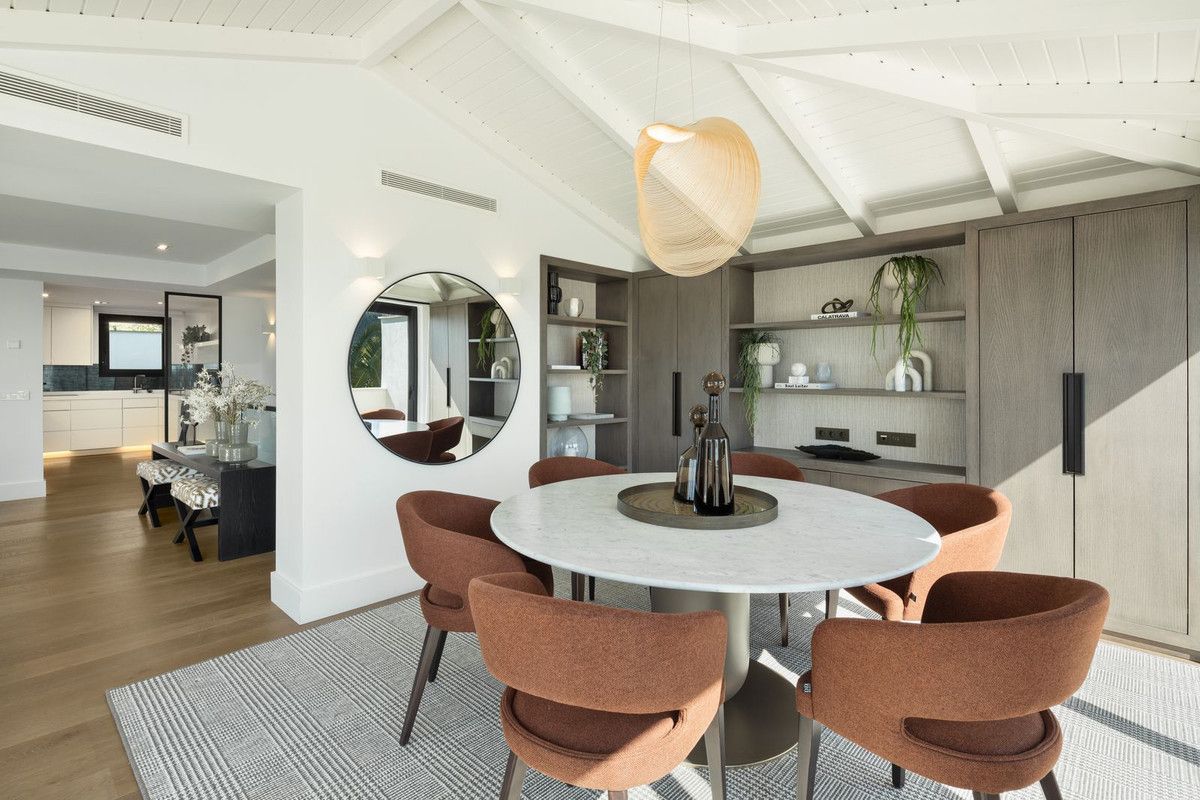 c063cf4cb53f401c267f547faa8fcec5 - 9