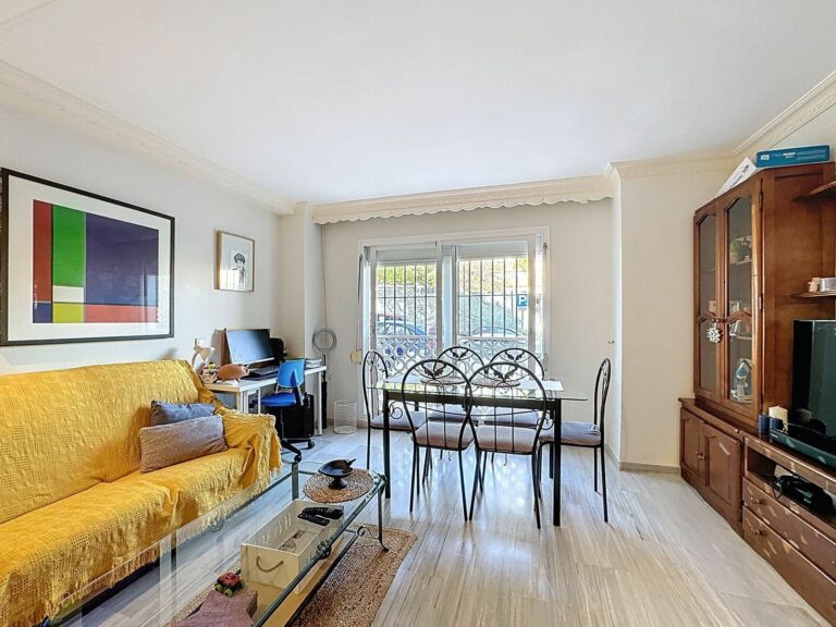 c301ee7598957944f6a52811ce1a25c4 - 2