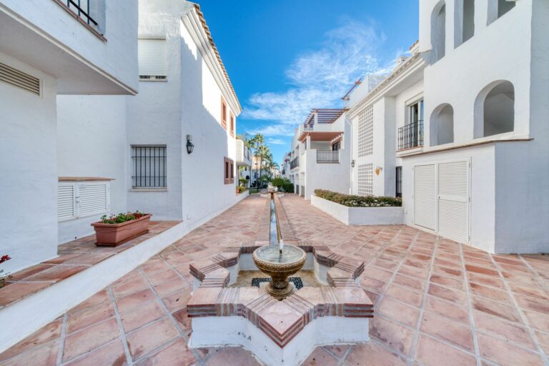 c320b8497cf2d6b83b42fd4ff797466f - 10