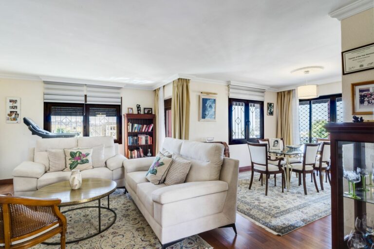 c43ffeda524deb5164fa0fcb776ce183 - 4