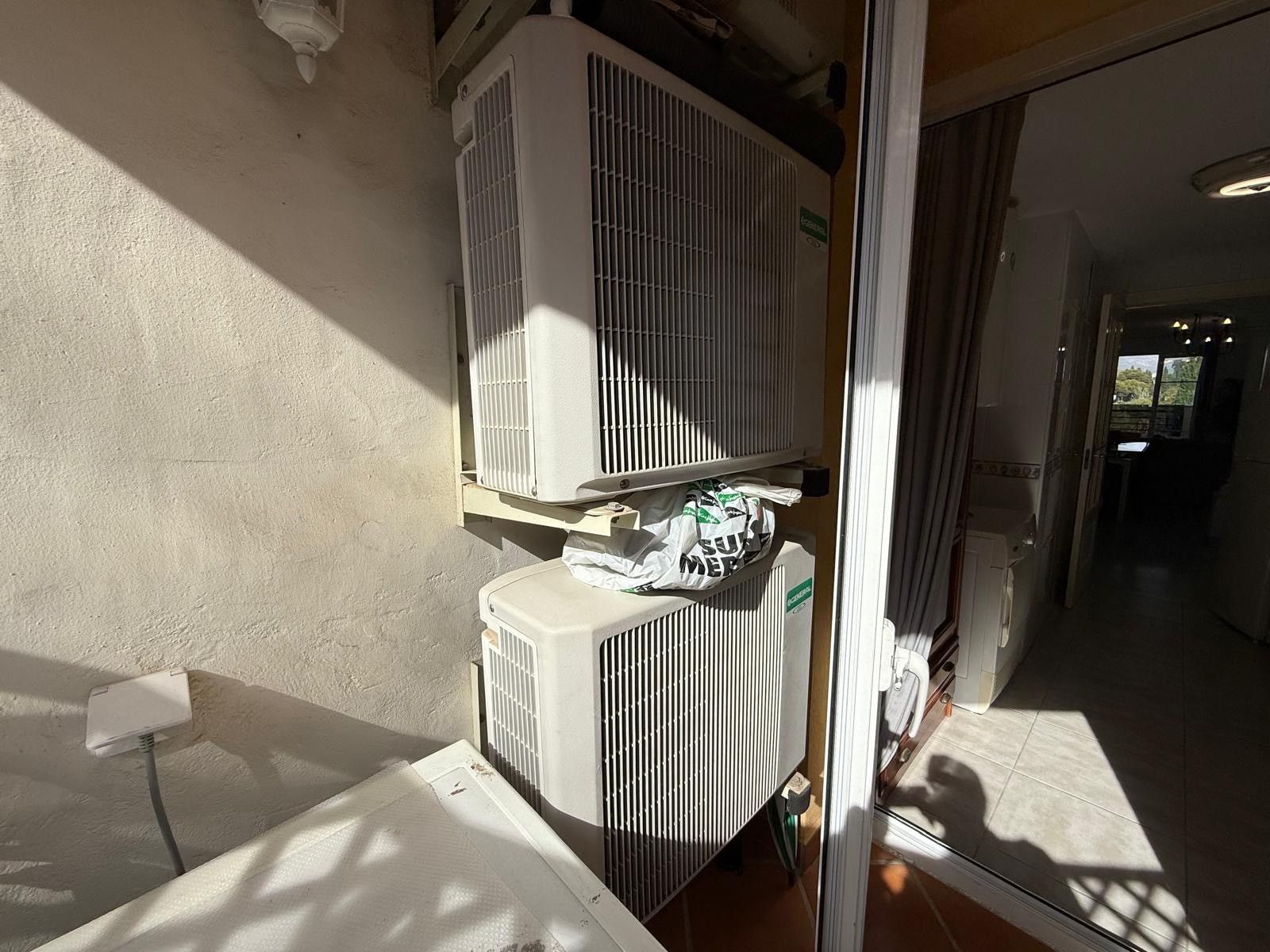 c7da4e311ab05e4d596a4fe73122d699 - 15