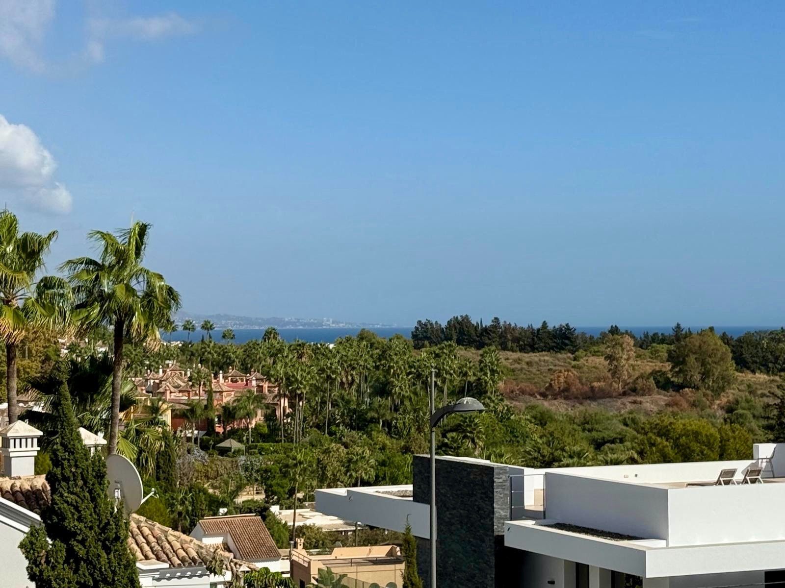 c7da4e311ab05e4d596a4fe73122d699 - 2