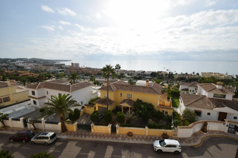 caac21317cc4b1064f777b534816c7a2 - 11