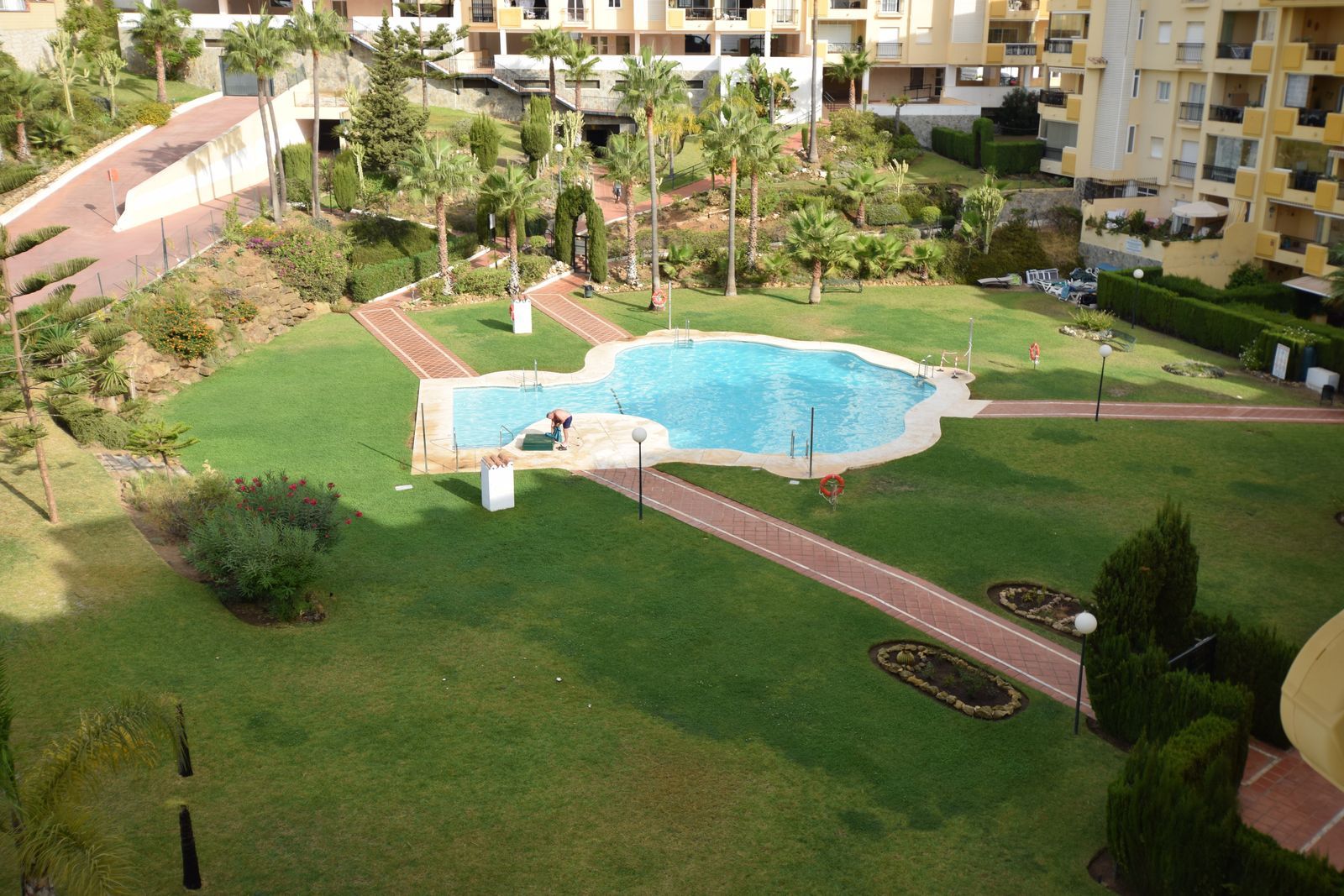 caac21317cc4b1064f777b534816c7a2 - 13