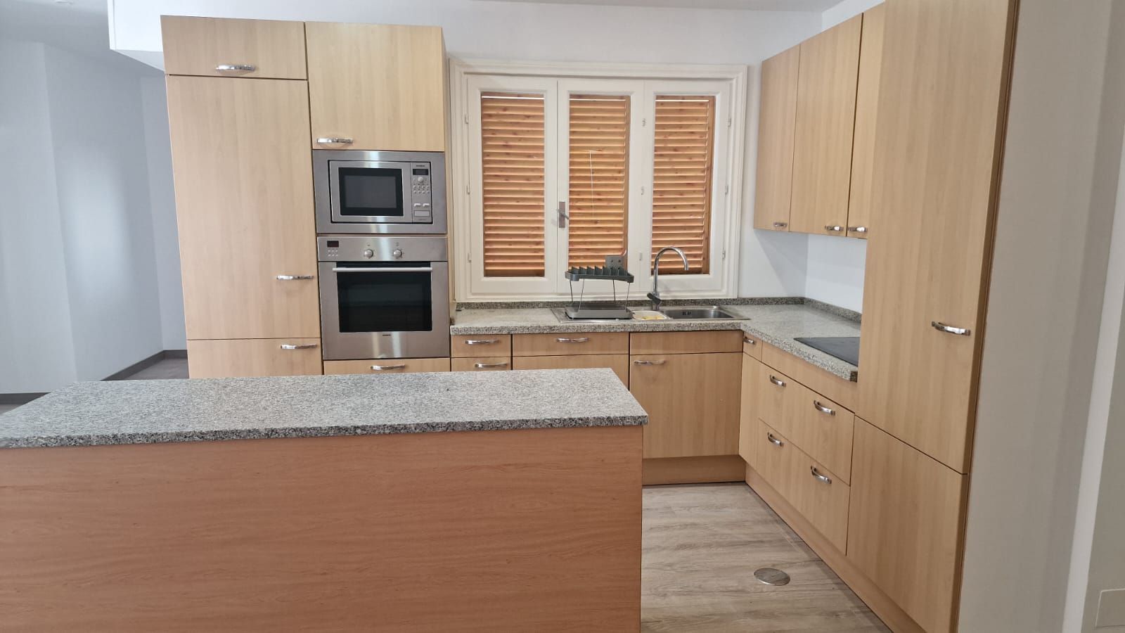 ce59b2c784deb672f8c1286e983c4171 - 16