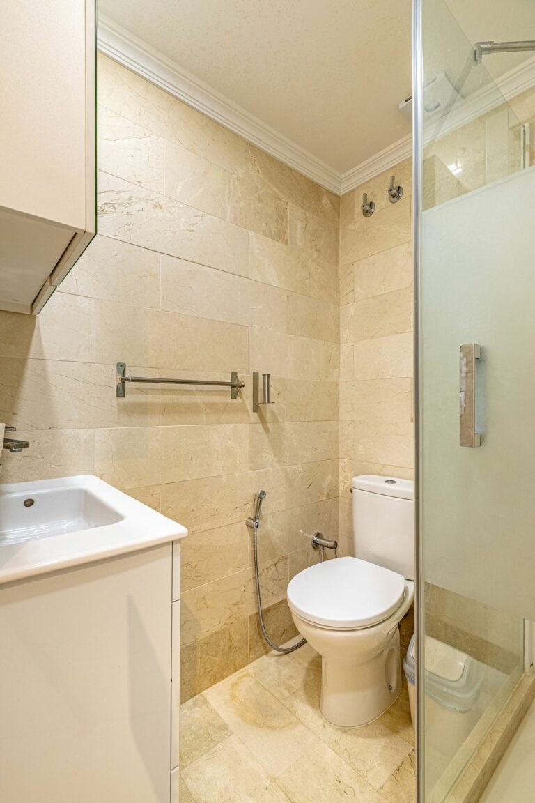 d0e300d03912fe05a9e2f46924016537 - 14