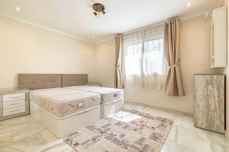 d0e300d03912fe05a9e2f46924016537 - 9