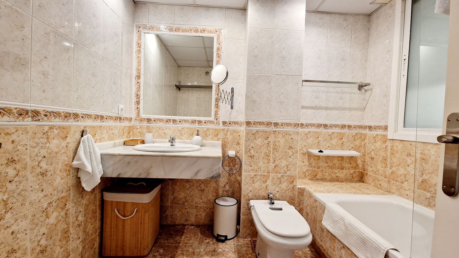 d14a29233f8dfd2c14af6bc73049089c - 12