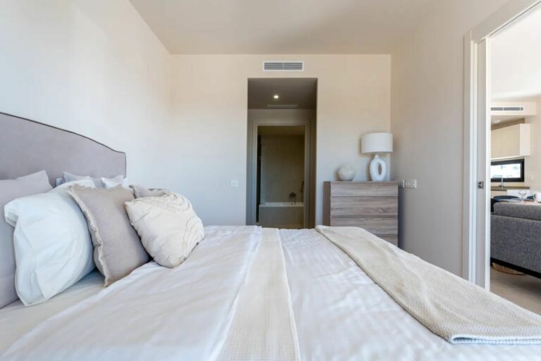 d1f3965a9aae086fbd95c4c4c1398635 - 12