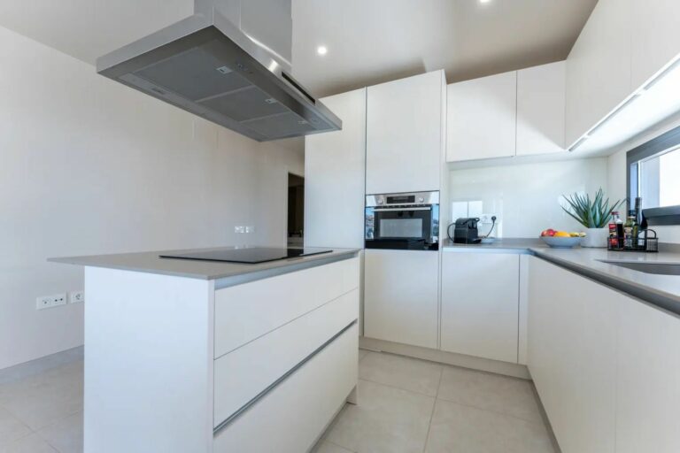 d1f3965a9aae086fbd95c4c4c1398635 - 9