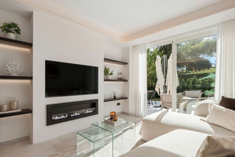 d23d9f6967cb2a5612636b0a3aef3d38 - 2