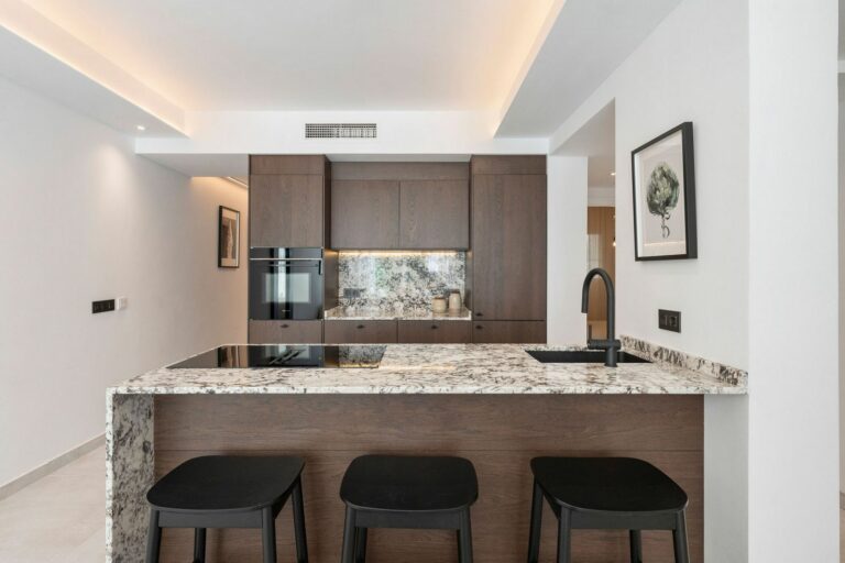 d23d9f6967cb2a5612636b0a3aef3d38 - 7