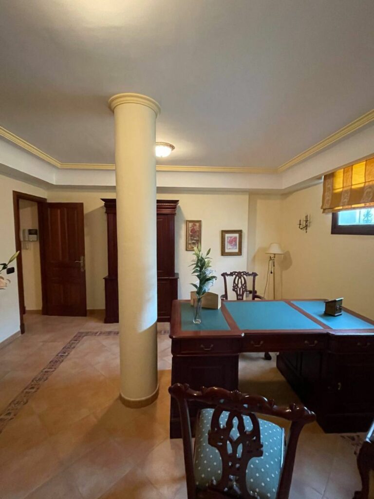 d45dd1c6bd72b92aa470bdaf10a52021 - 12