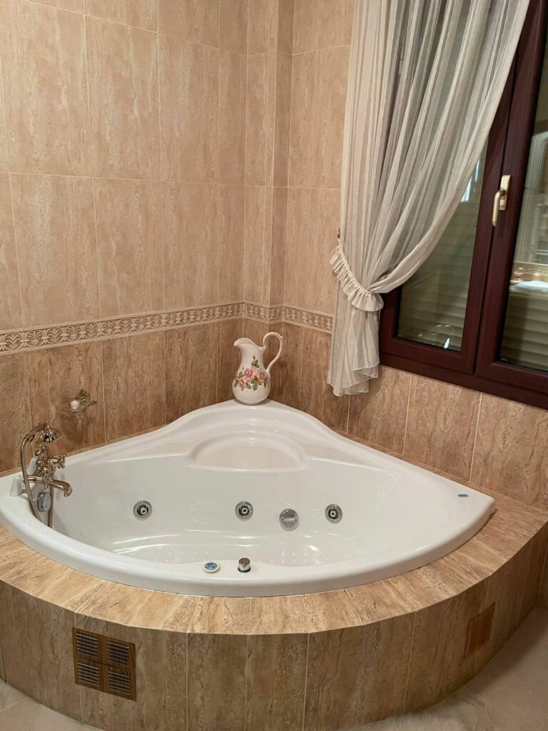 d45dd1c6bd72b92aa470bdaf10a52021 - 15