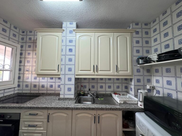 d4ac5926f9fdf12d9fb2f20033f69852 - 12