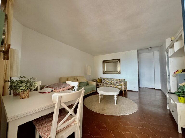 d4ac5926f9fdf12d9fb2f20033f69852 - 16