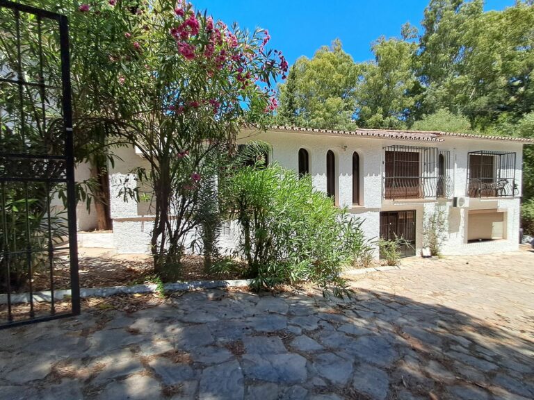 d4d3fd196ea65a92fcd9be1472a67cf8 - 15