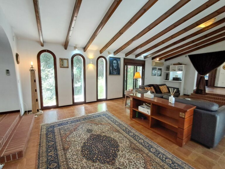 d4d3fd196ea65a92fcd9be1472a67cf8 - 5