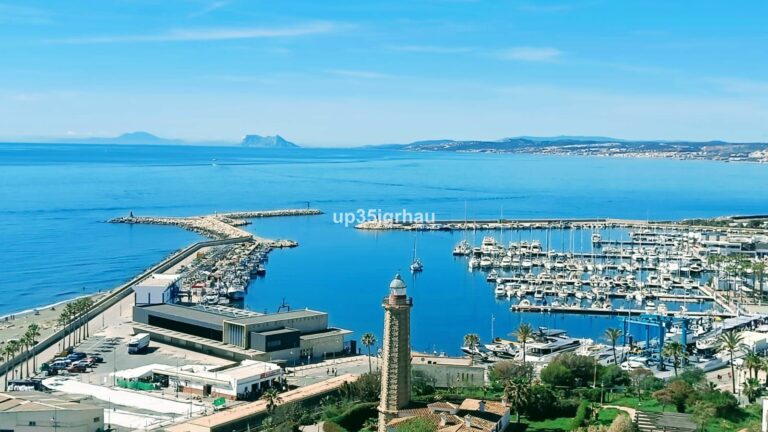 d6f9f527f3a2b74e1b0386fb3ef6884e - 1