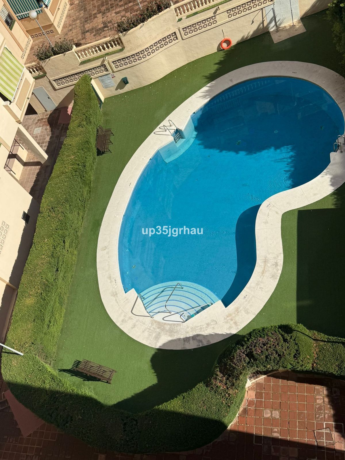 d6f9f527f3a2b74e1b0386fb3ef6884e - 4