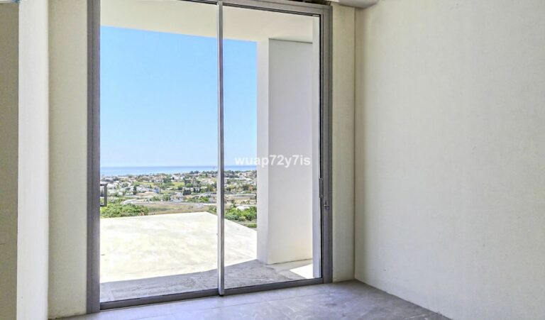 db4394675f103210eb6773a369e0d7db - 12