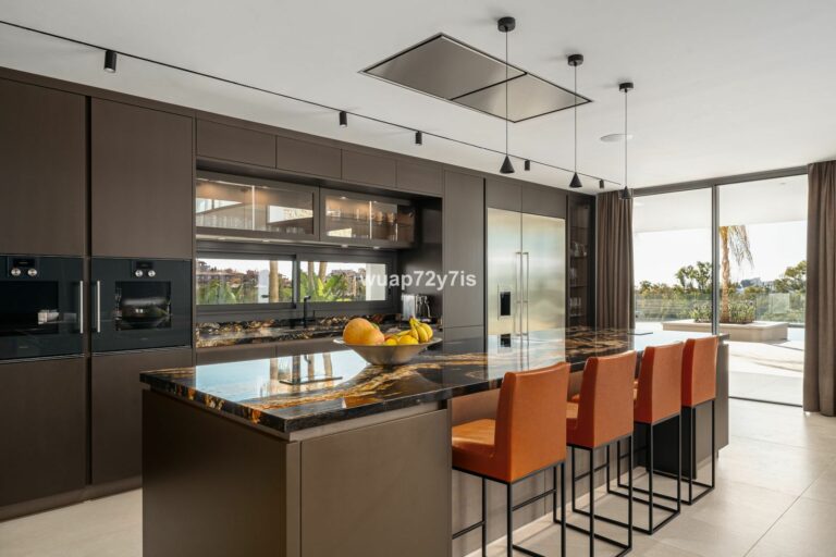 dcc6eb7bac06c6c8ccfc539cb26dfe6c - 14