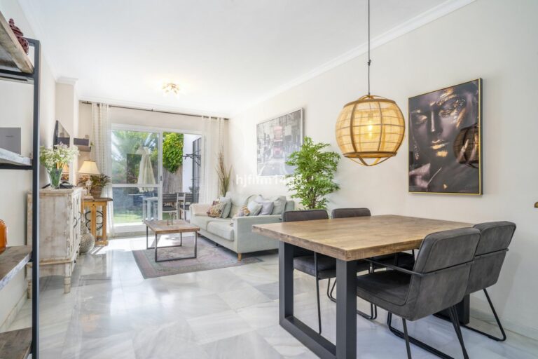 e09a6abd0b83e1fdbb1e28fdfaec86f3 - 3