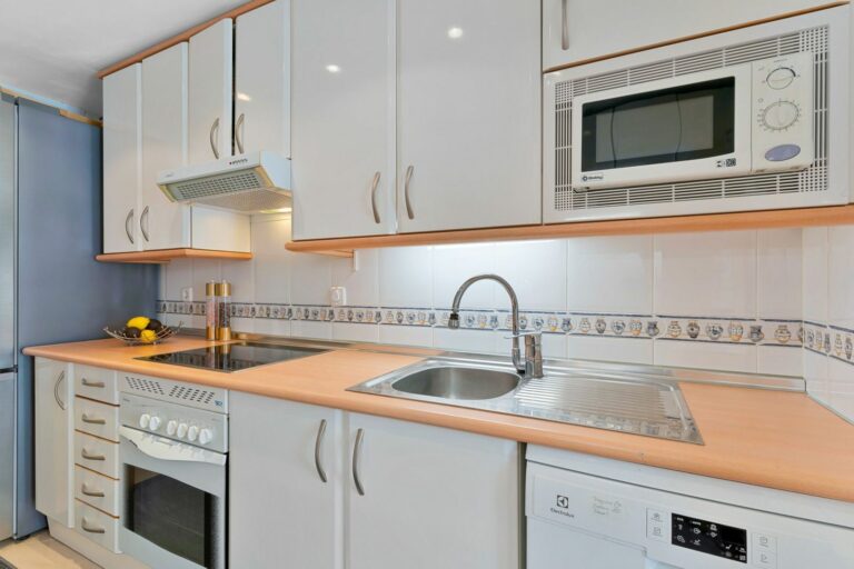 e2f8cd315093b87f71da30d231c9ede7 - 8