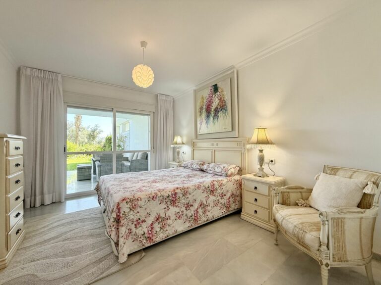 e6ed976541101d0af67ec2c2c940d439 - 5