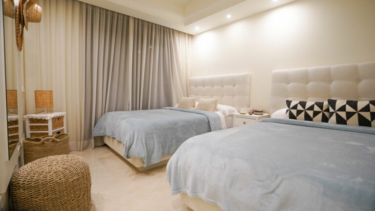 e6fd859f7a6aa9efc58f8d917f6902fd - 13