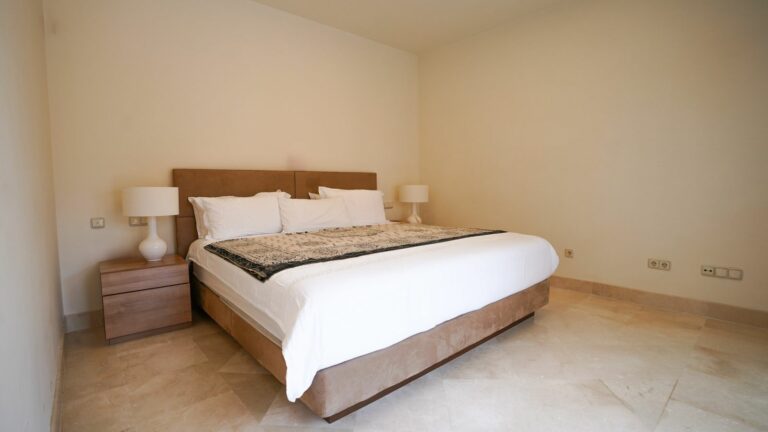 e6fd859f7a6aa9efc58f8d917f6902fd - 7