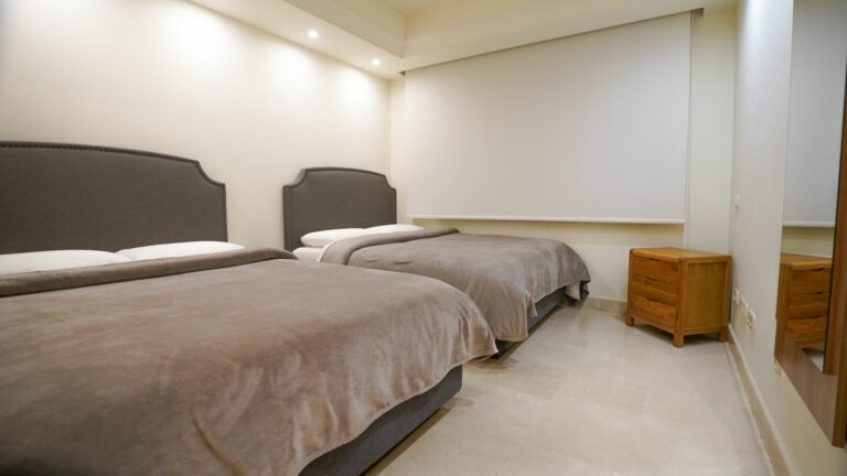 e6fd859f7a6aa9efc58f8d917f6902fd - 9