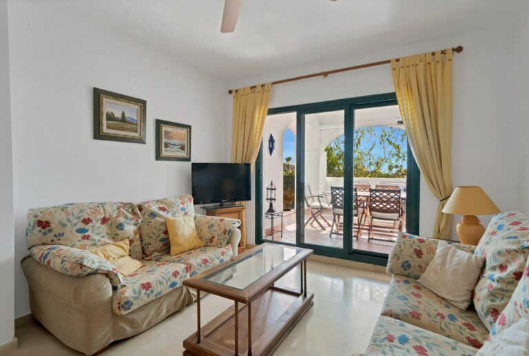 e7b0c9543755d8b72c48a09e1a8d0e01 - 13