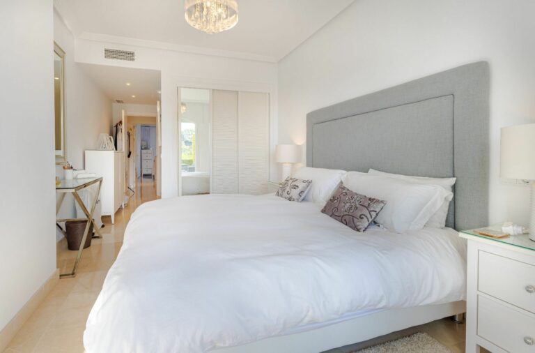 e7b3ea332461863108861386b7c5c056 - 13