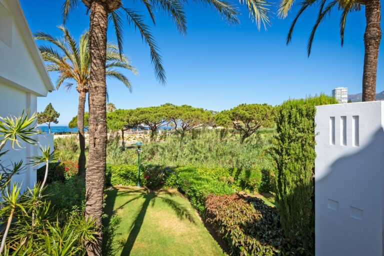 e9bf0cd2d92a71ef87cda9b14b434377 - 15