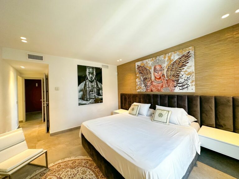 ea6b82e059f1c9f8e7a2e9f84a005933 - 14