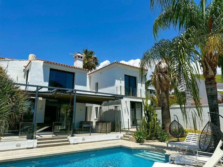 ea6b82e059f1c9f8e7a2e9f84a005933 - 5