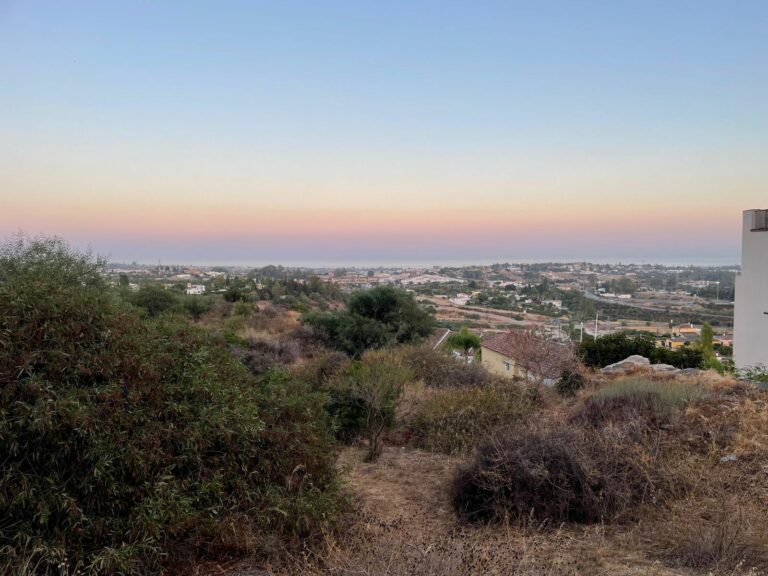 eca4d76dd963e9c41b147878409f09d9 - 1