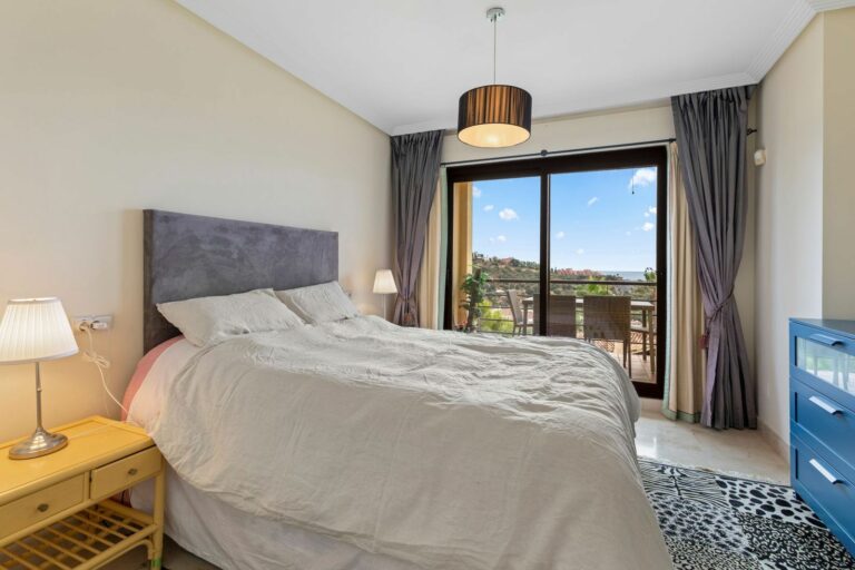 edf6680e50c4dab52a330111bb5712ca - 10