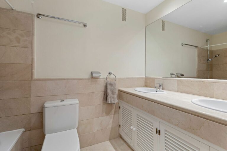 edf6680e50c4dab52a330111bb5712ca - 14